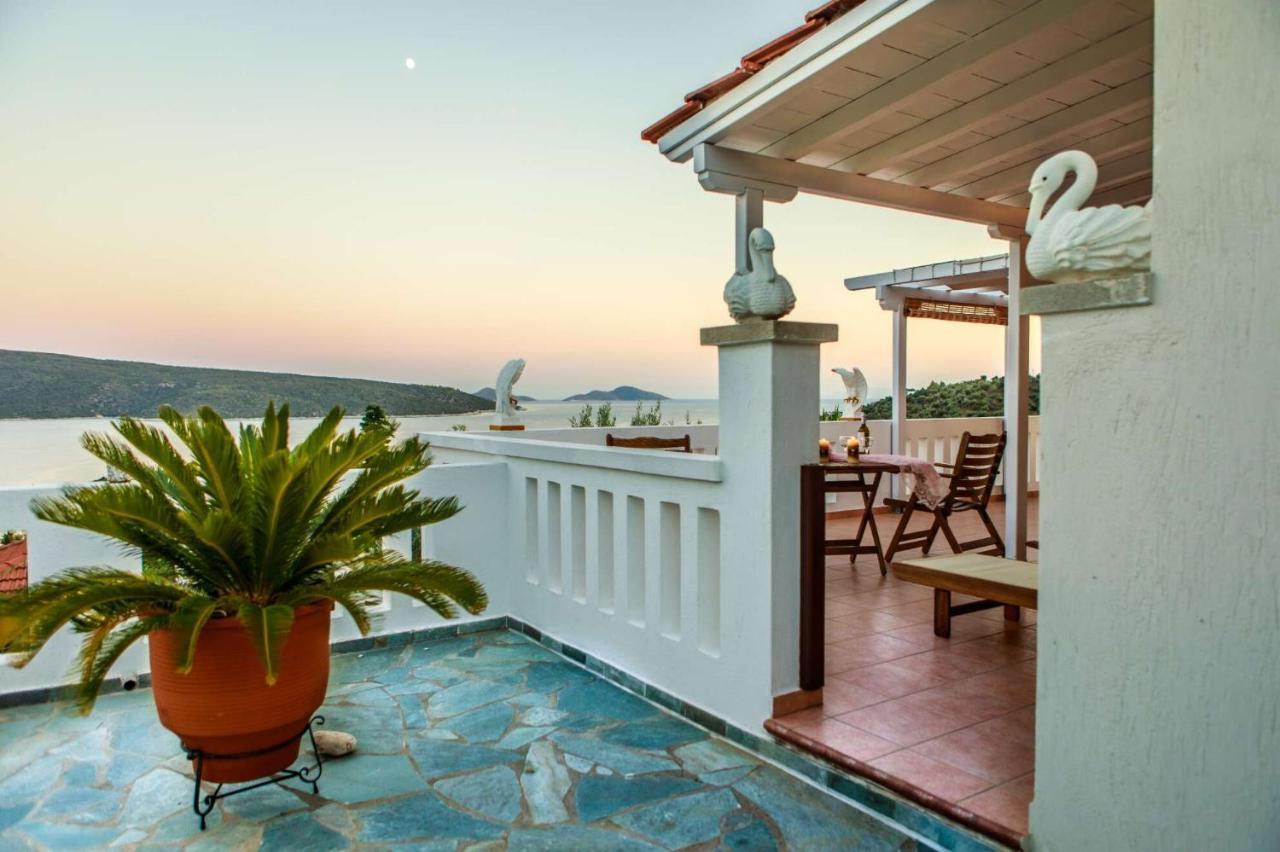 Anatoli Villa Steni Vala Alonissos Bagian luar foto